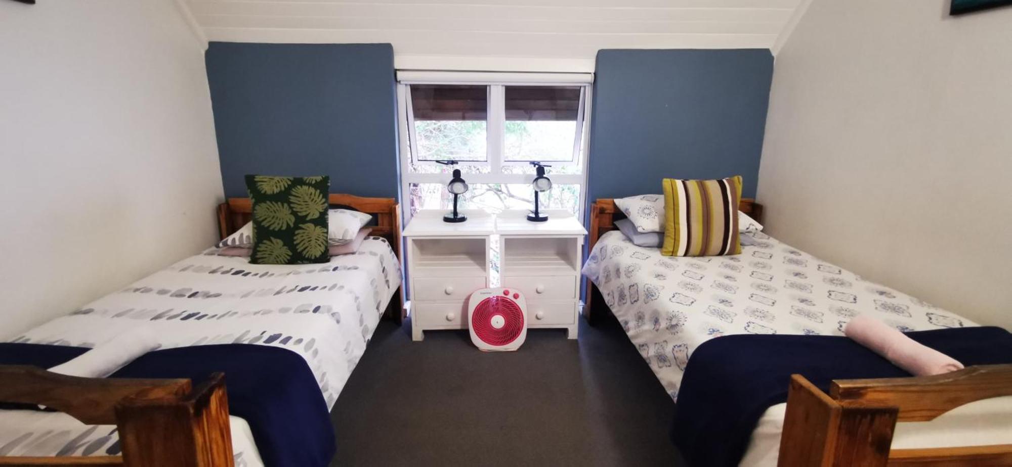 Hermanus Backpackers & Budget Accommodation Exterior photo
