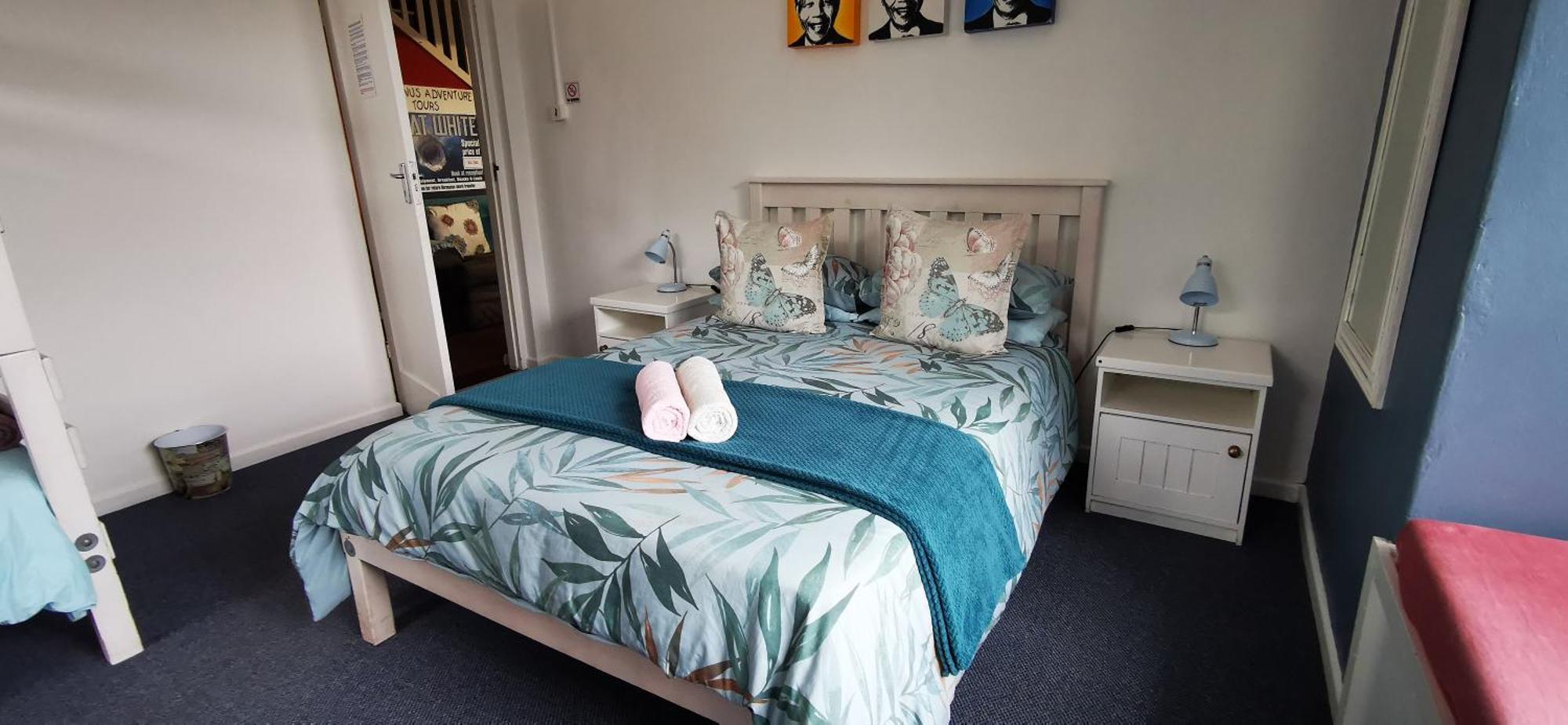 Hermanus Backpackers & Budget Accommodation Exterior photo