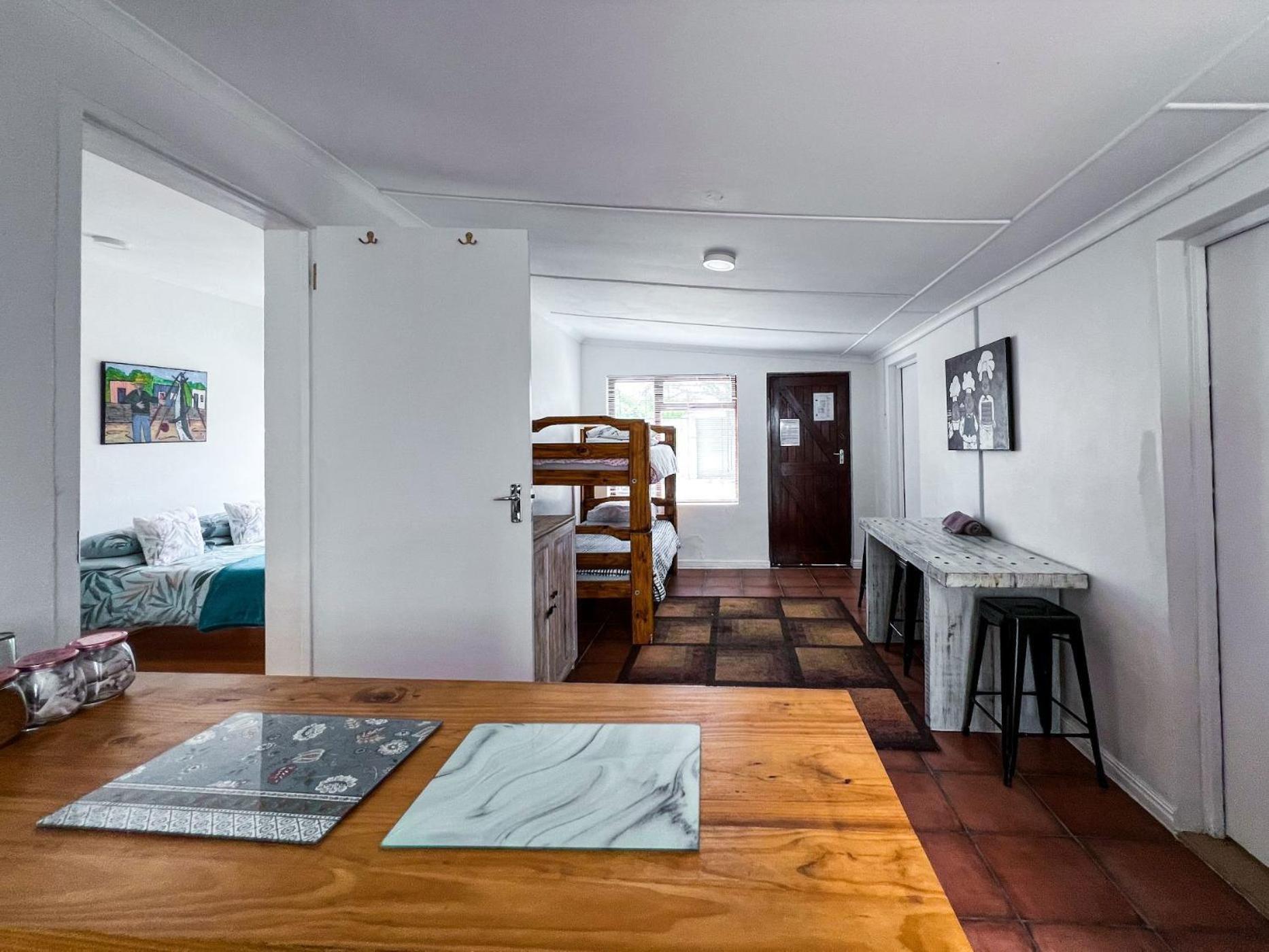 Hermanus Backpackers & Budget Accommodation Exterior photo